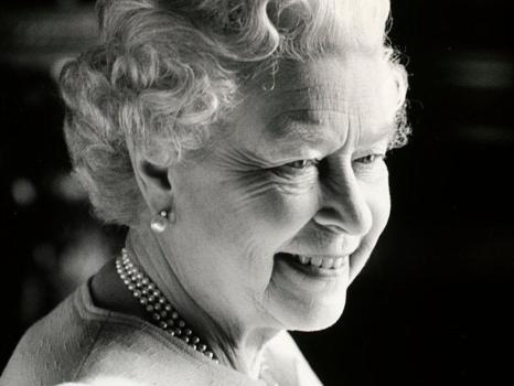 La Reine Elizabeth II est décédée | Hommage - Biographie